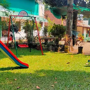 kuttickattil-gardens-homestay.kerala-hotels.net/
